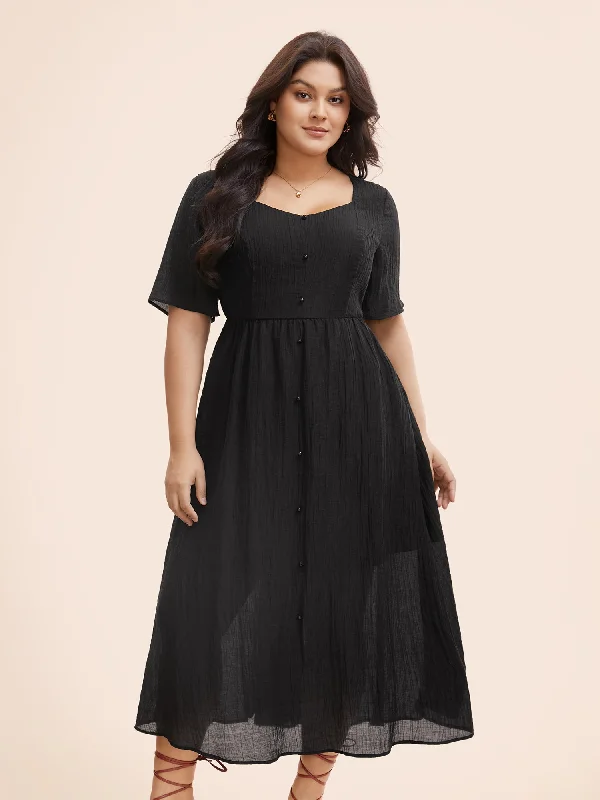 Maxi dresses with a cinched waist for a defined silhouettePlain Textured Button Detail Maxi Dress